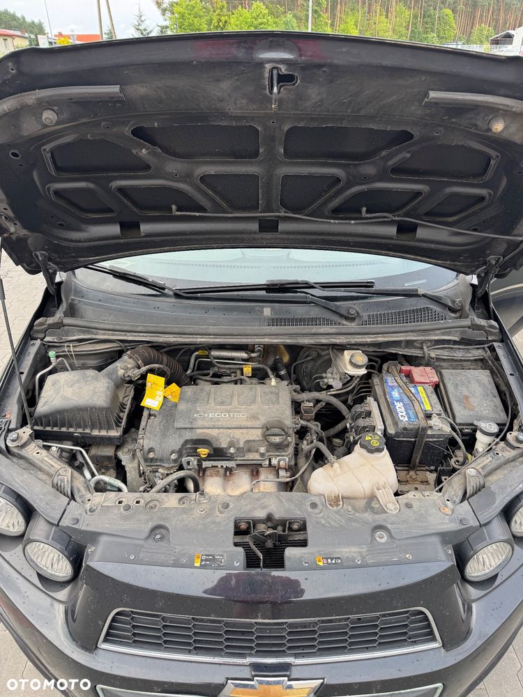 Chevrolet Aveo 1.2 LT - 15