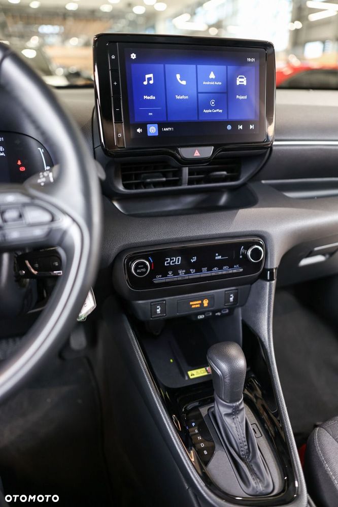 Toyota Yaris Hybrid 1.5 Style - 20