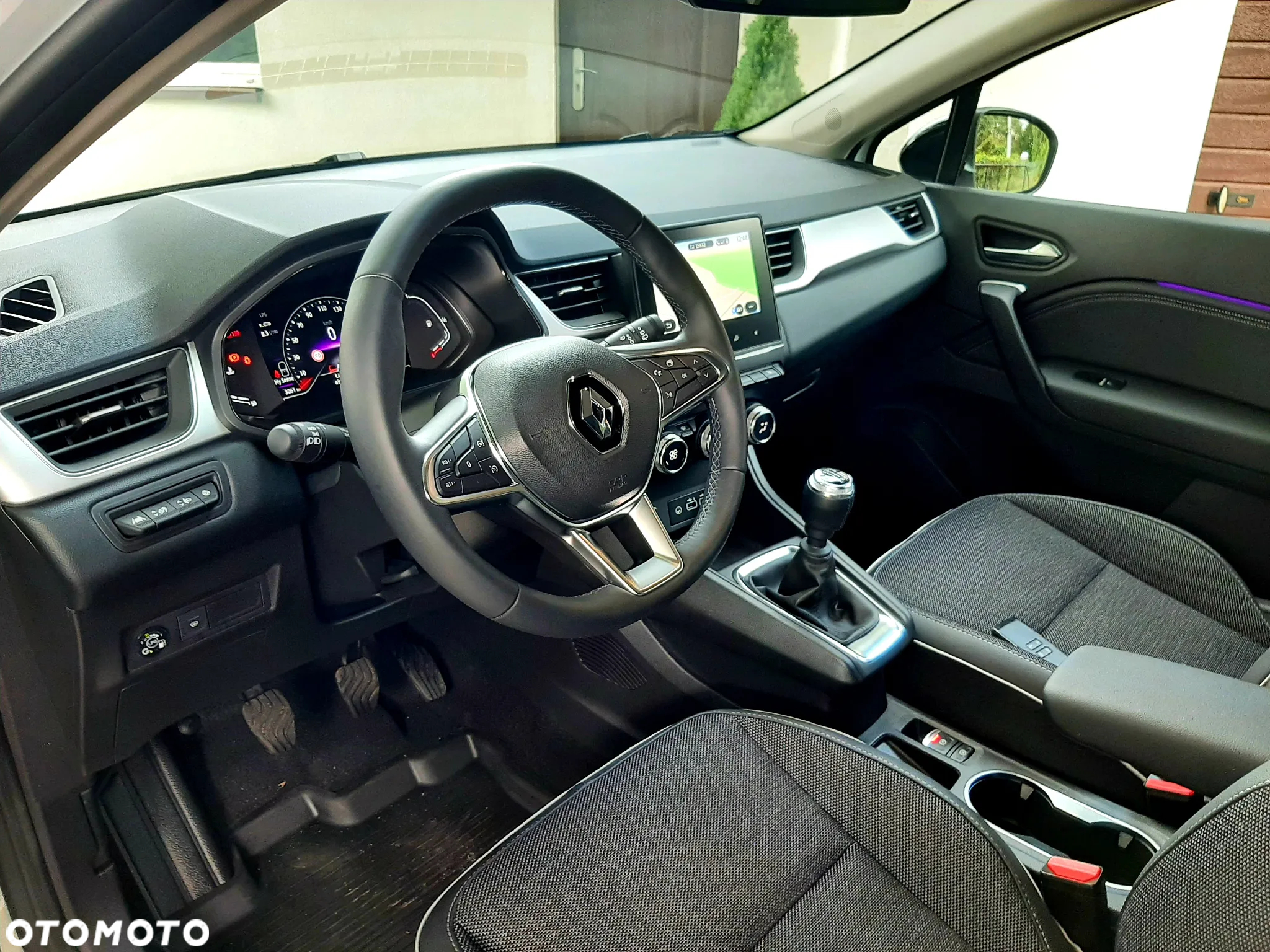 Renault Captur 1.0 TCe Techno - 24