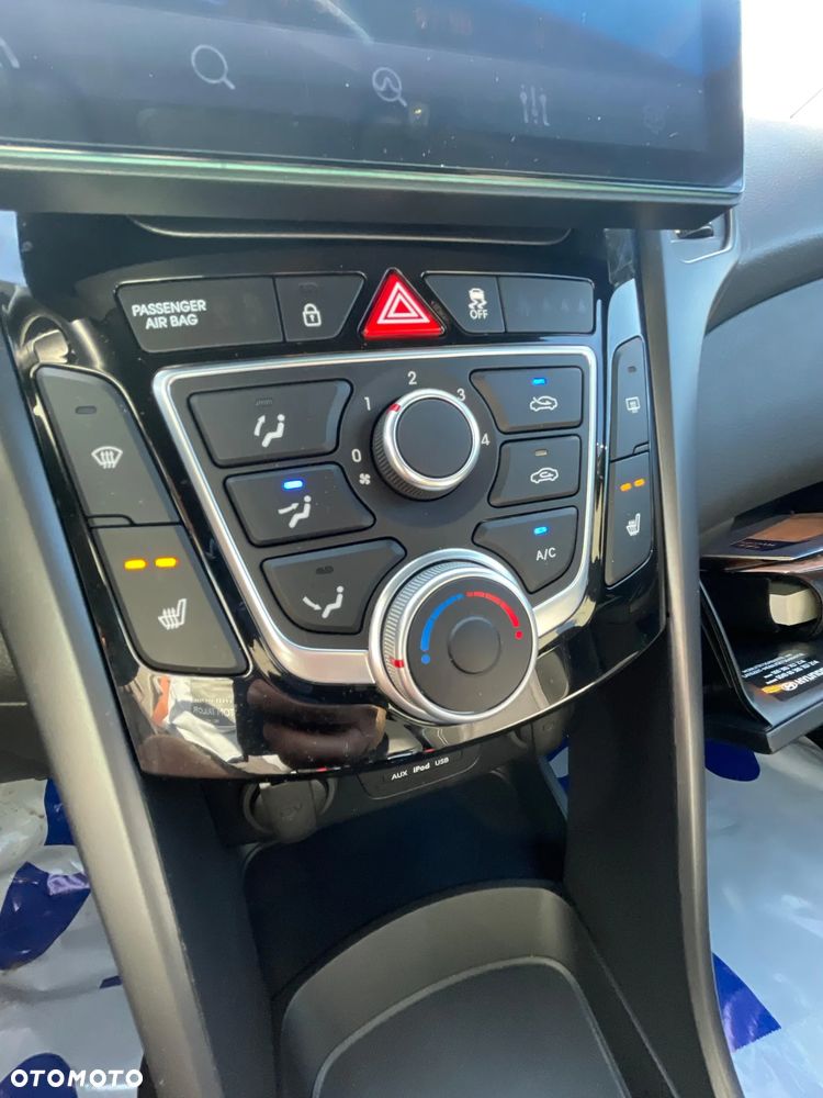 Hyundai i30 1.4 Passion - 22