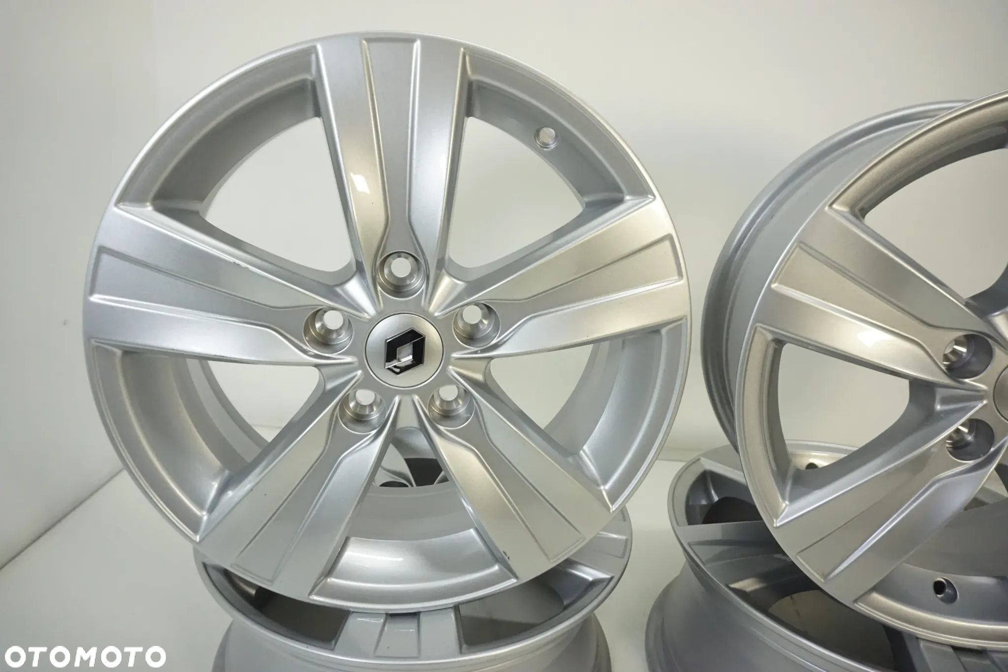 Felgi Aluminiowe  16 RENAULT TREFIC CAPTUR II ARCANA KADJAR KOLEOS LAGUNA III SCENIC MEGANE 4 ZOE CAPTUR II MERCEDES CITAN 5X114,3 ET41 ORYGINAŁ - 2