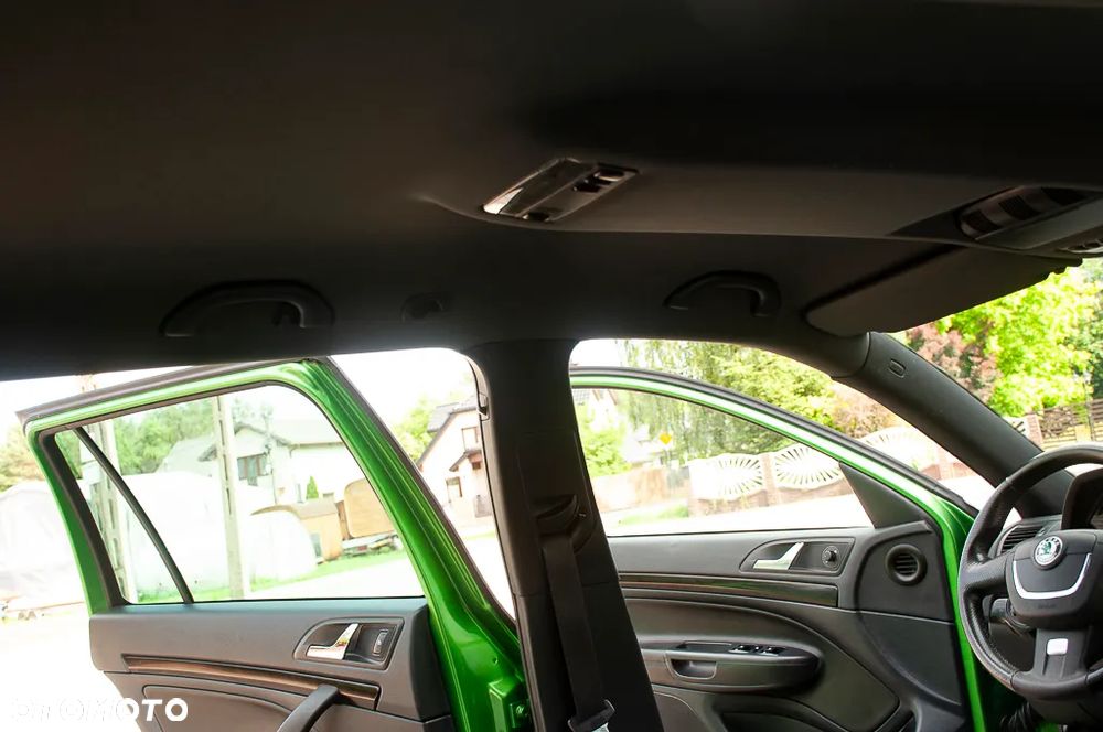 Skoda Octavia 2.0 TSI RS - 26