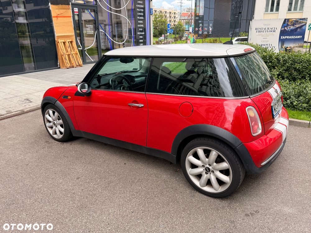 MINI Cooper Standard - 3