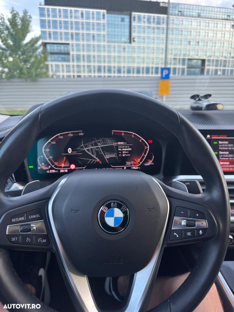 BMW Seria 3 320i AT - 12