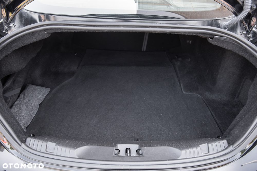 Jaguar XF 3.0 V6 Kompressor AWD - 32