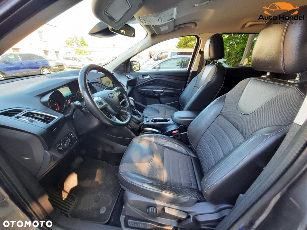 Ford Kuga 2.0 TDCi AWD Titanium - 36