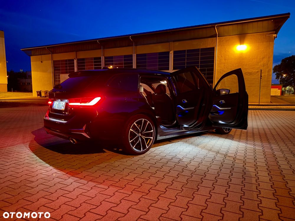 BMW Seria 3 320d xDrive Luxury Line sport - 19