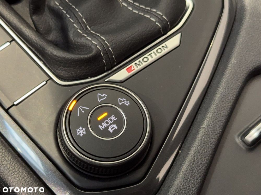 Volkswagen Tiguan Allspace 2.0 TDI 4Mot R-Line DSG - 27