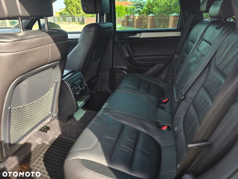 Volkswagen Touareg - 16