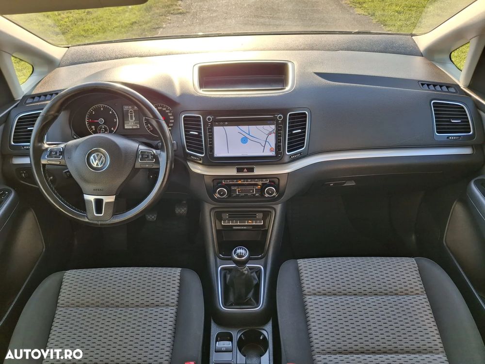 Volkswagen Sharan 2.0 TDI DPF BlueMotion Trendline - 6