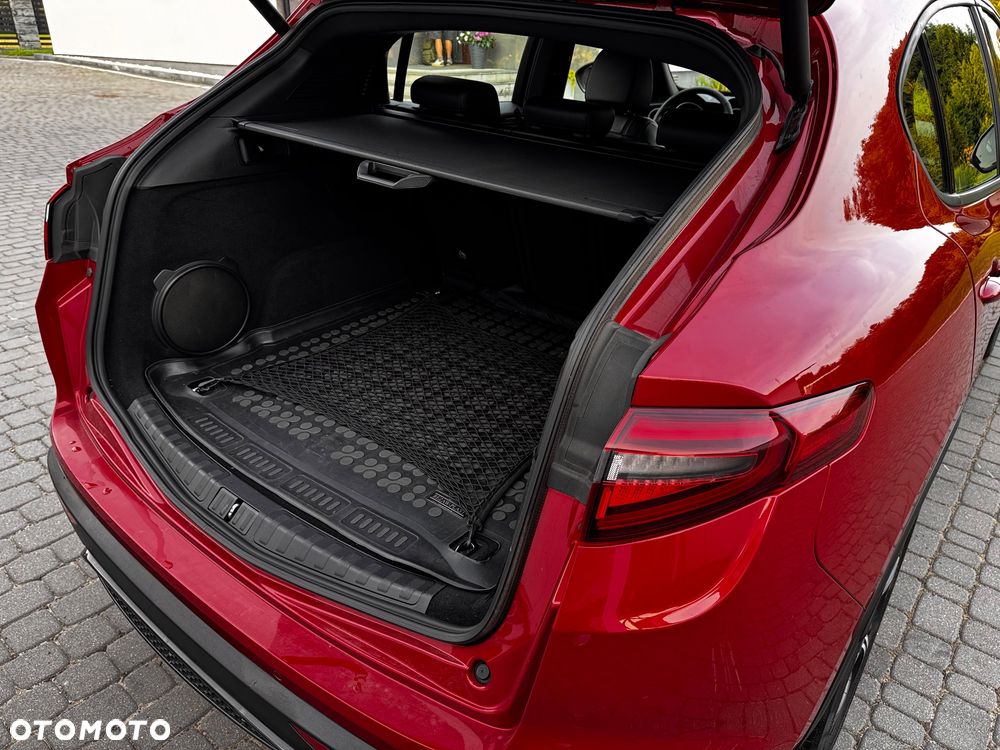 Alfa Romeo Stelvio - 5