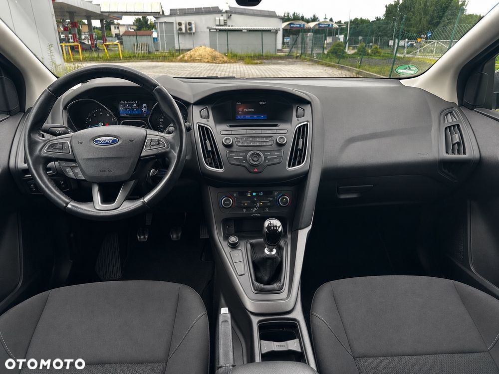 Ford Focus 1.0 EcoBoost Gold X (Trend) - 10