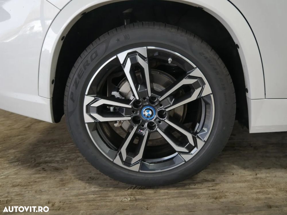 BMW X1 xDrive30e AT PHEV - 6