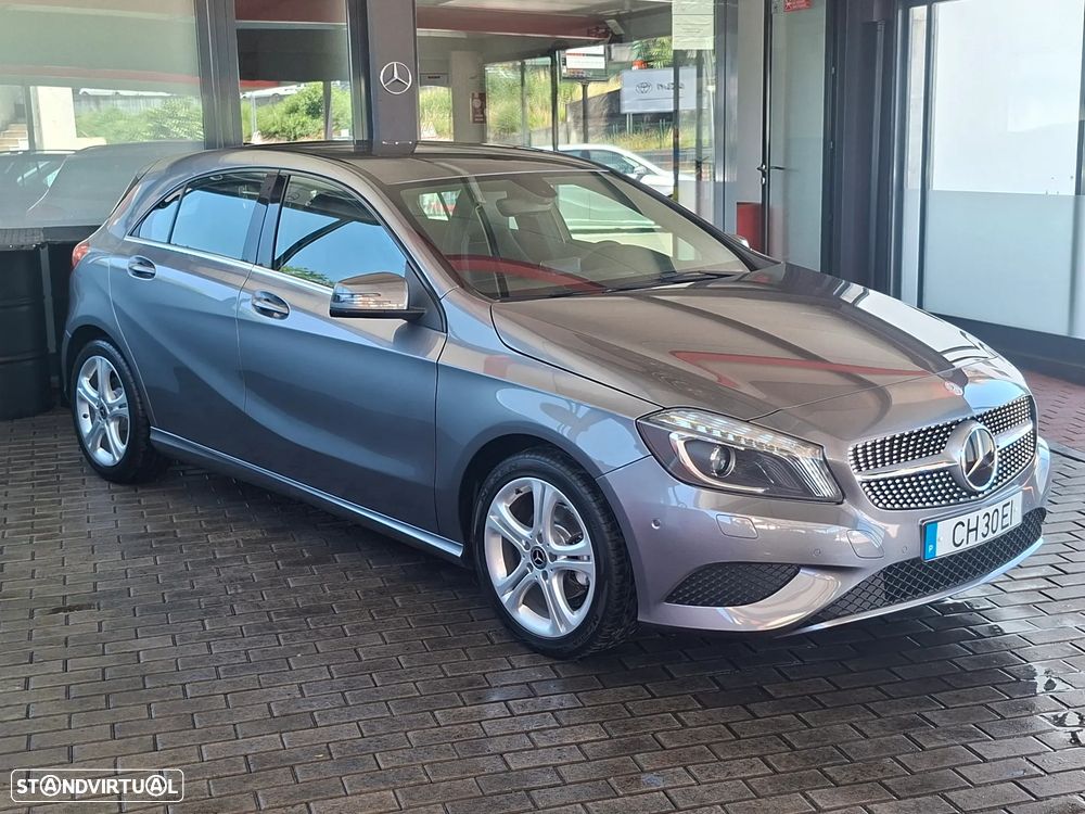 Mercedes-Benz A 180 CDI (BlueEFFICIENCY) Urban - 3