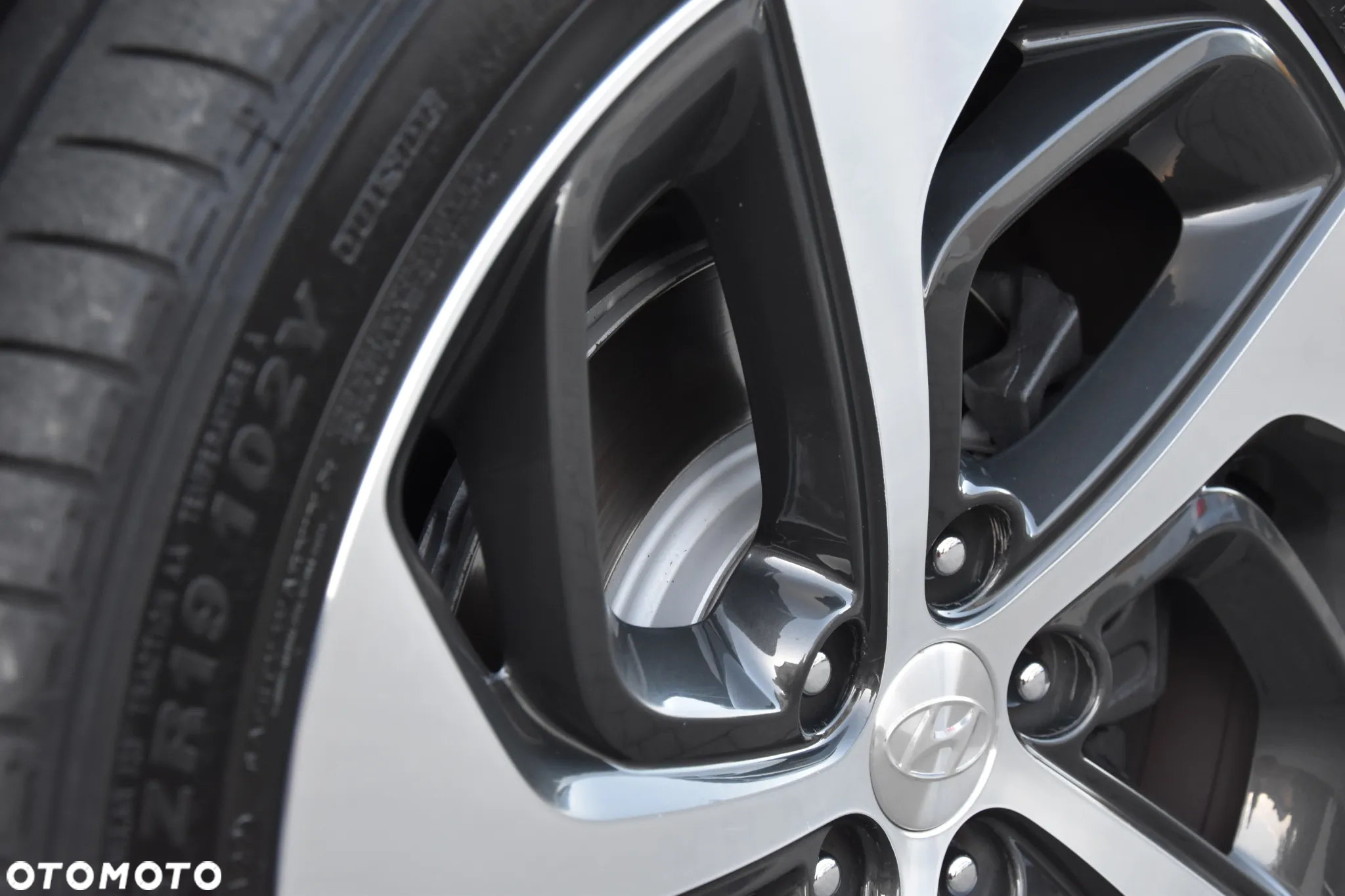 Hyundai Tucson 1.6 T-GDI Premium 4WD DCT - 12