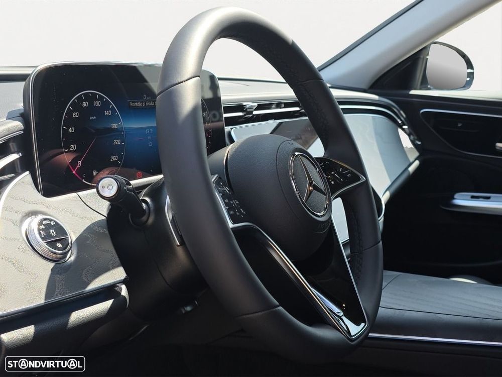 Mercedes-Benz E 300 - 10