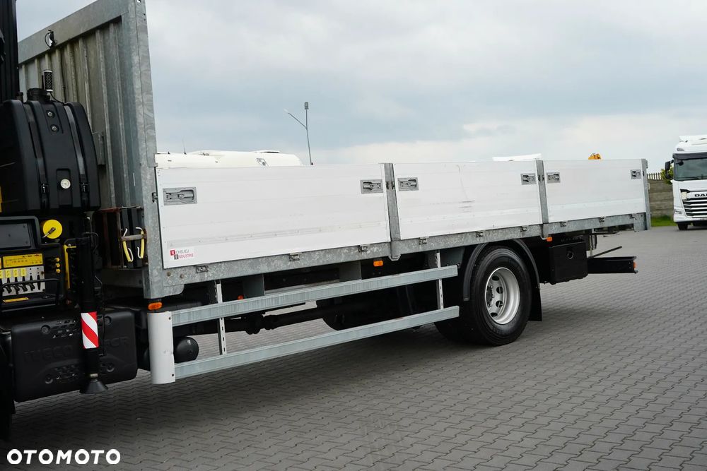 Iveco EUROCARGO / 180-250 / SKRZYNIOWY + HDS / HYVA HC - 153 / ROTATOR / PILOT - 40