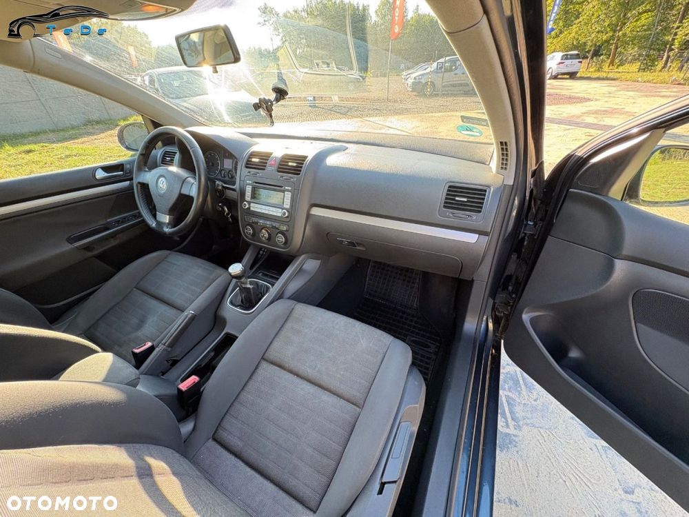 Volkswagen Golf 1.6 United - 30