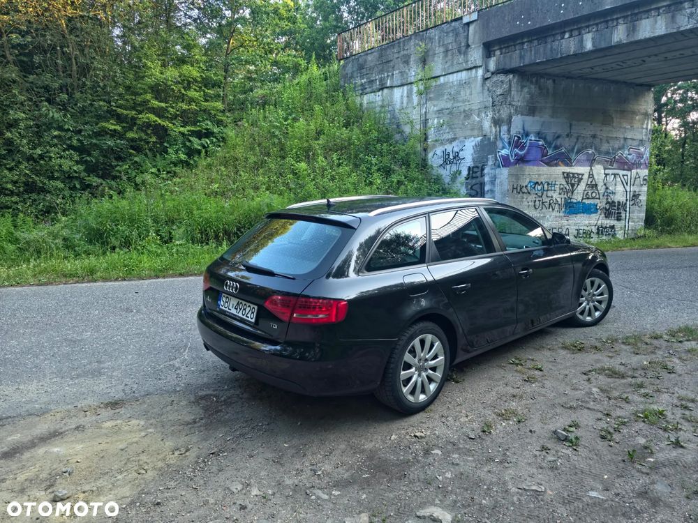 Audi A4 Avant - 8