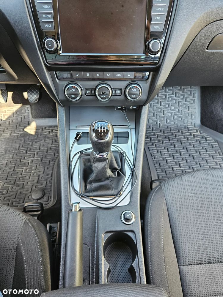 Skoda Octavia 2.0 TDI Style - 21