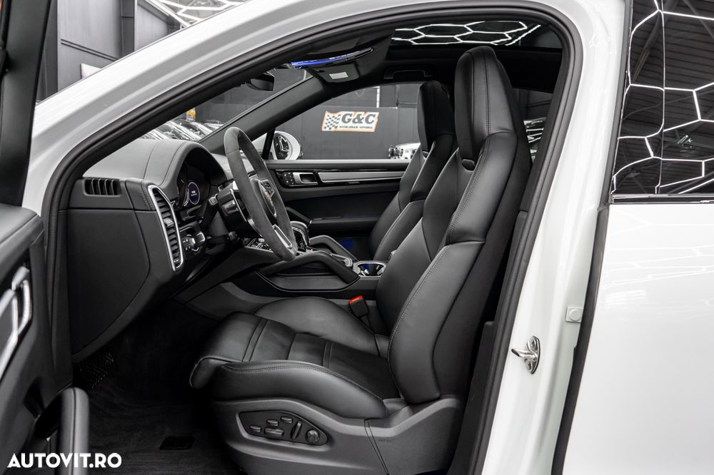 Porsche Cayenne Coupe E-Hybrid Tiptronic S - 16