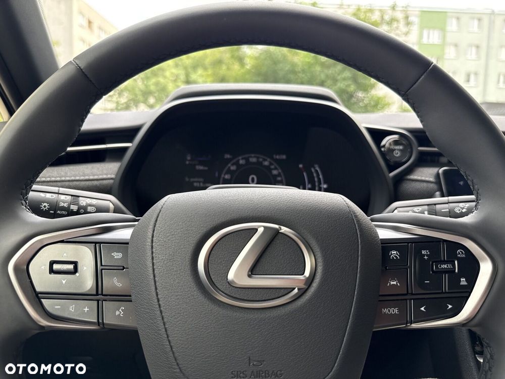 Lexus LBX 1.5 Hybrid - 16