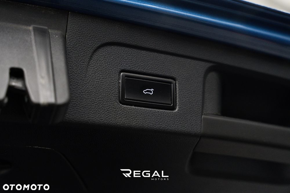Volkswagen Touran - 24