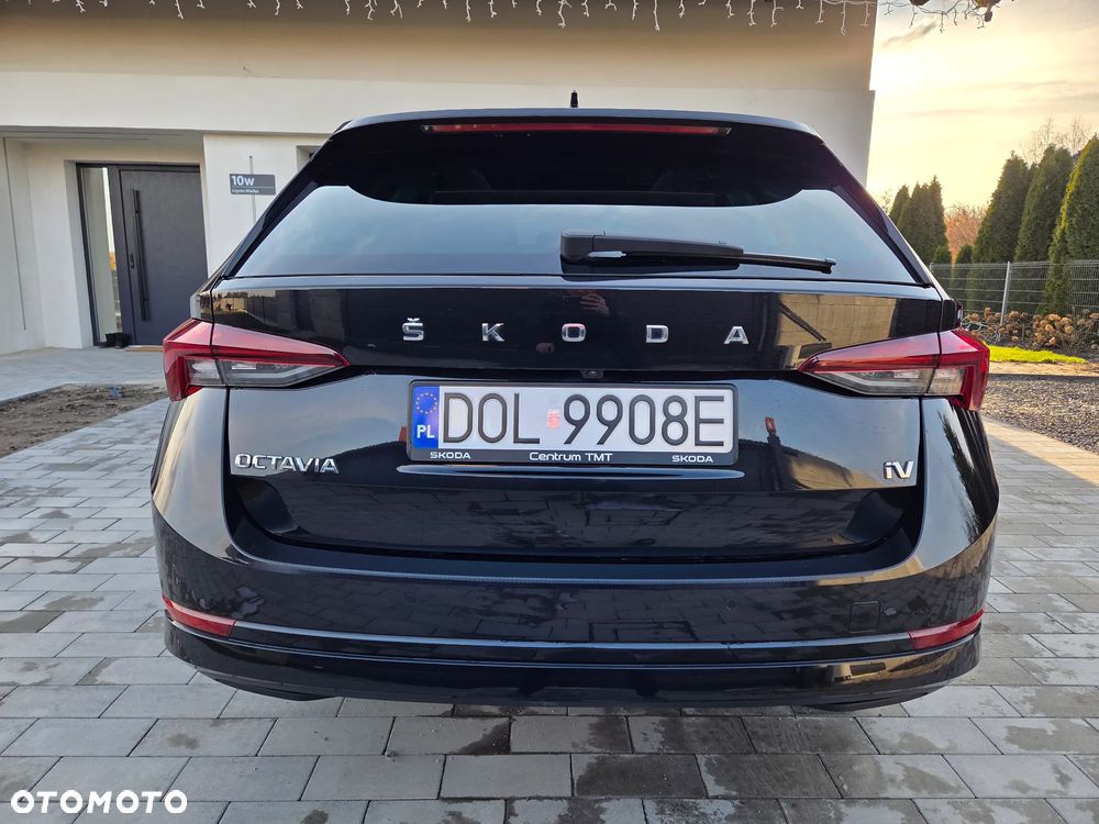 Skoda Octavia Combi 1.4 TSI iV DSG Ambition - 4