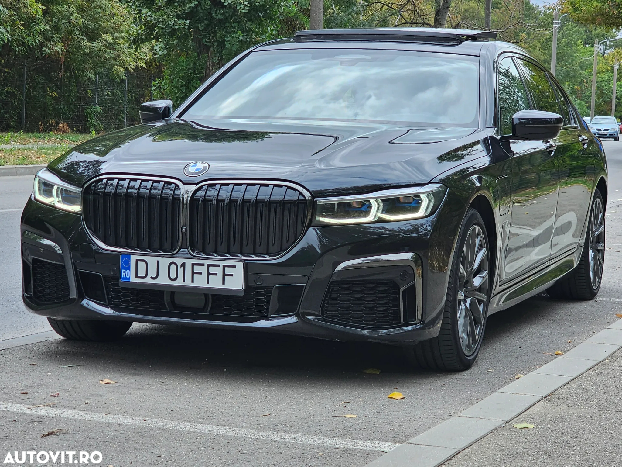 BMW Seria 7 745Le AT PHEV - 3