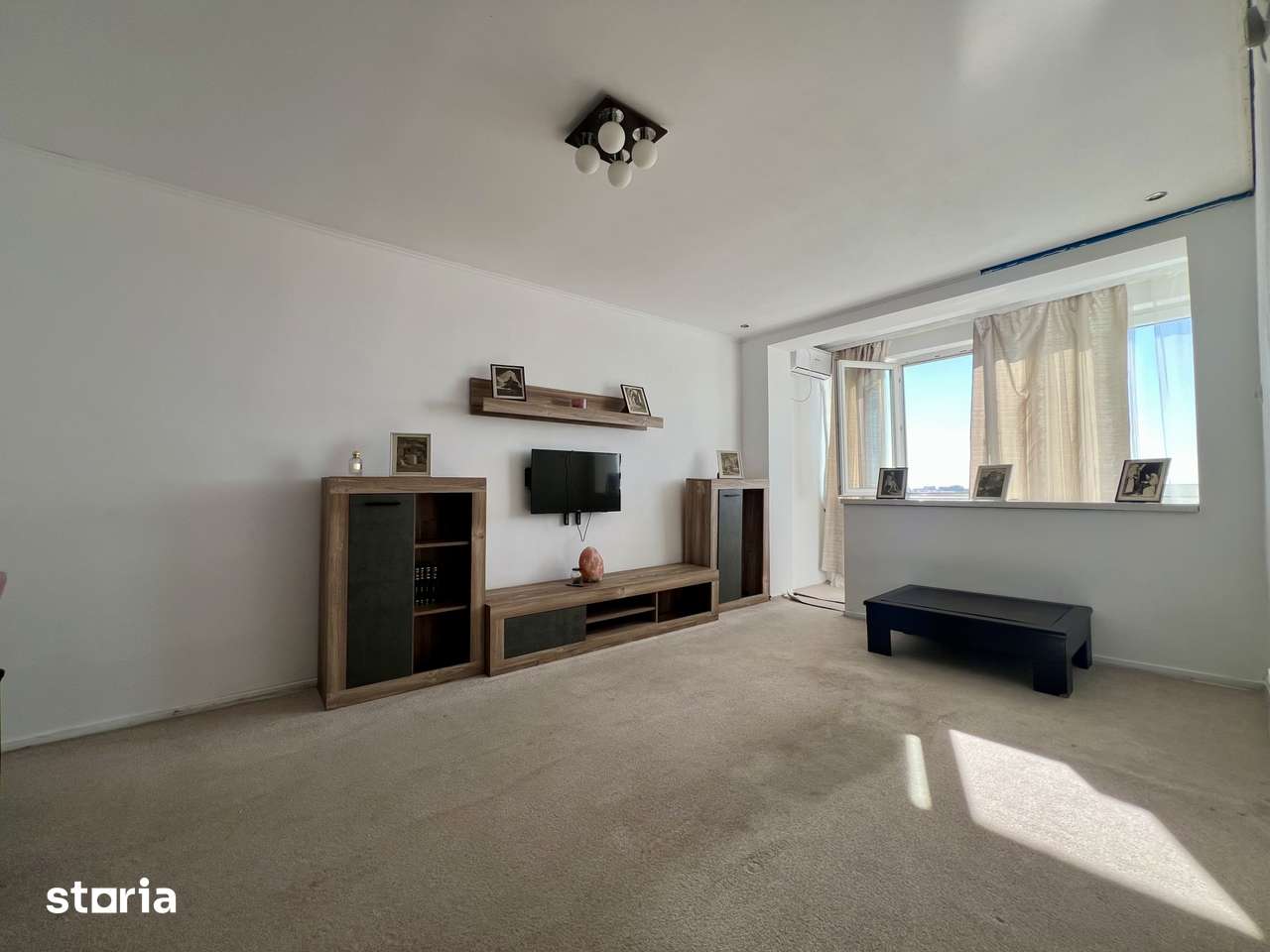 Apartament 3 camere, decomandat, 70 mp utili - zona Sagului — fotografia 3