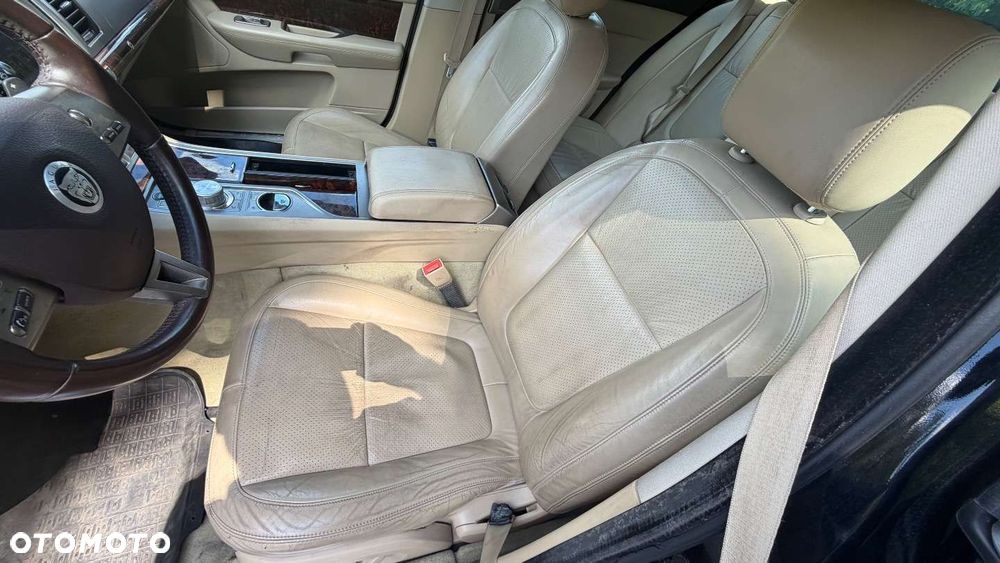 Jaguar XF 5.0 V8 Premium Luxury - 21