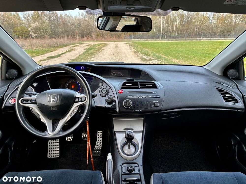 Honda Civic 1.8i-VTEC Sport - 29