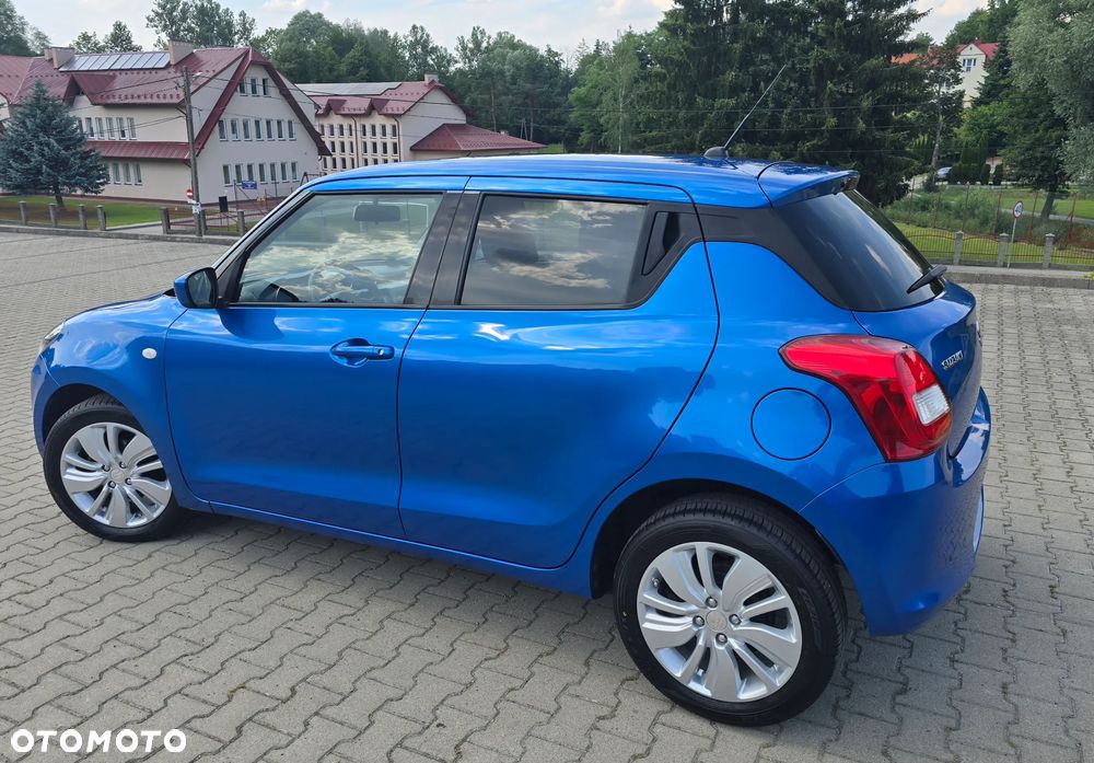 Suzuki Swift 1.2 Dualjet Allgrip Comfort - 10