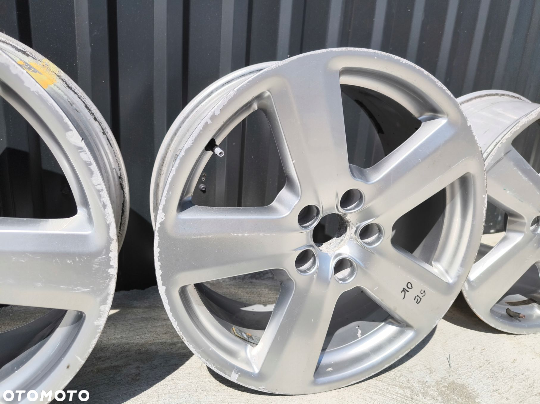 FELGA FELGI VW AUDI A3 A4 A6 ITP 8.0J R18 ET43 8E0601025AK *5E* - 6
