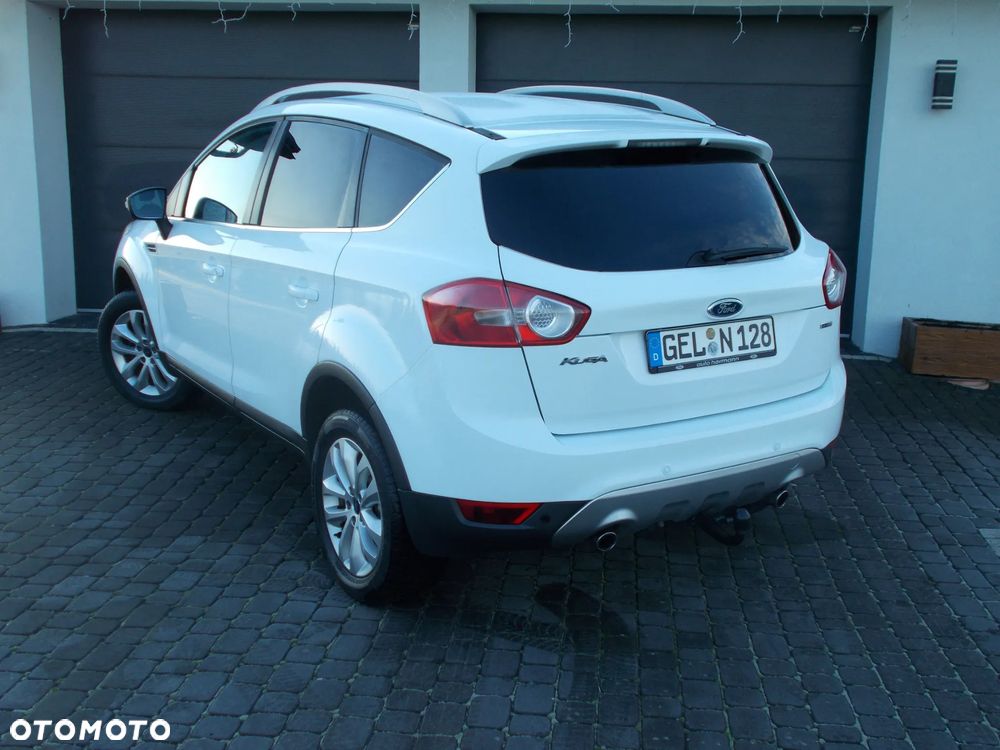 Ford Kuga 2.0 TDCi Titanium - 4