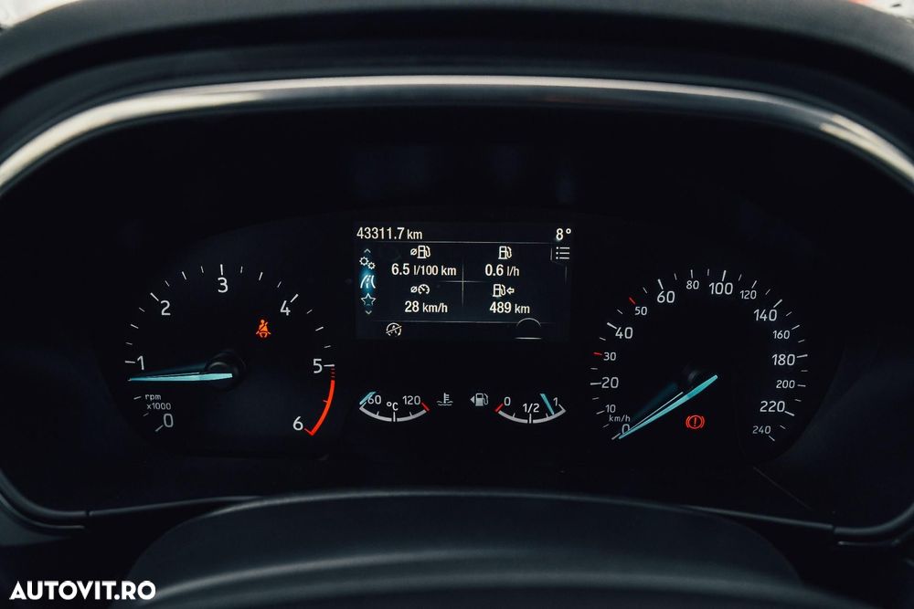 Ford Focus 1.5 EcoBlue Titanium - 8