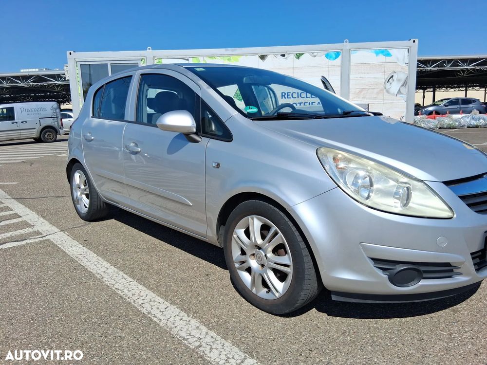 Opel Corsa 1.2i Essentia - 1