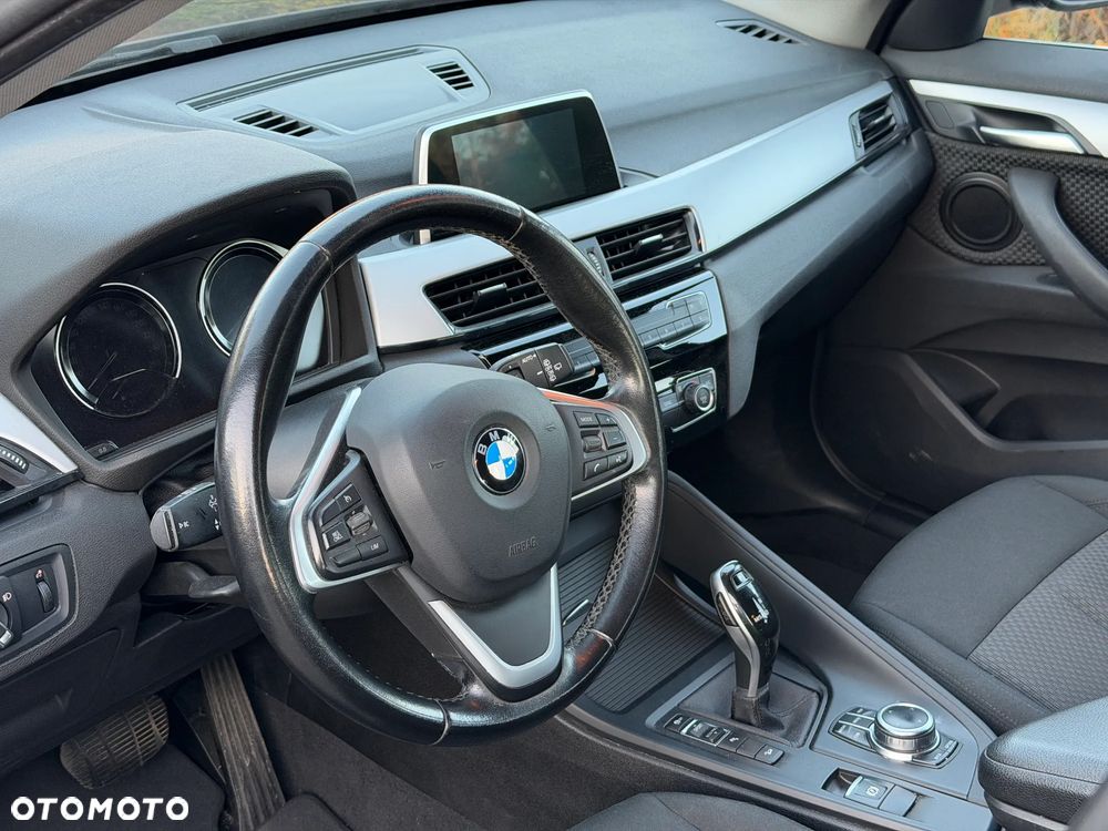 BMW X1 xDrive18d xLine - 19