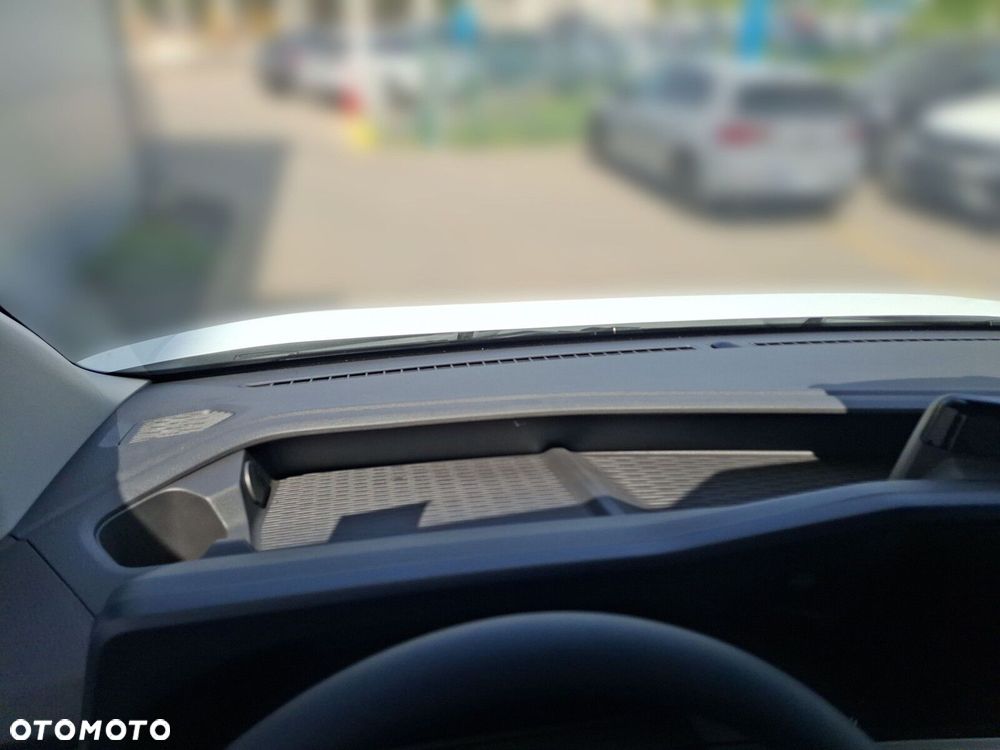 Volkswagen Transporter Furgon 2.0 TDI 150 KM manual - 36