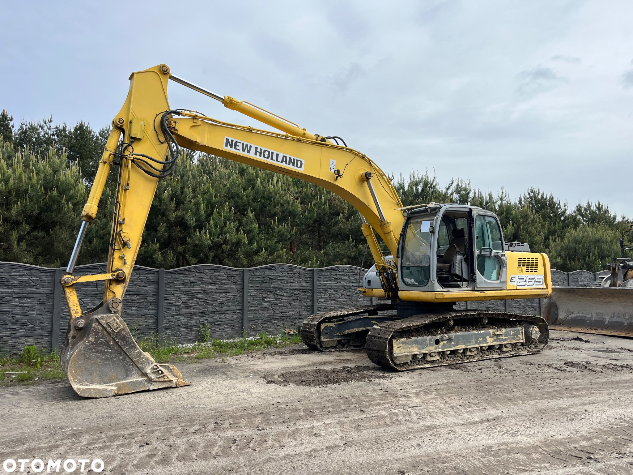New Holland 265 - 6