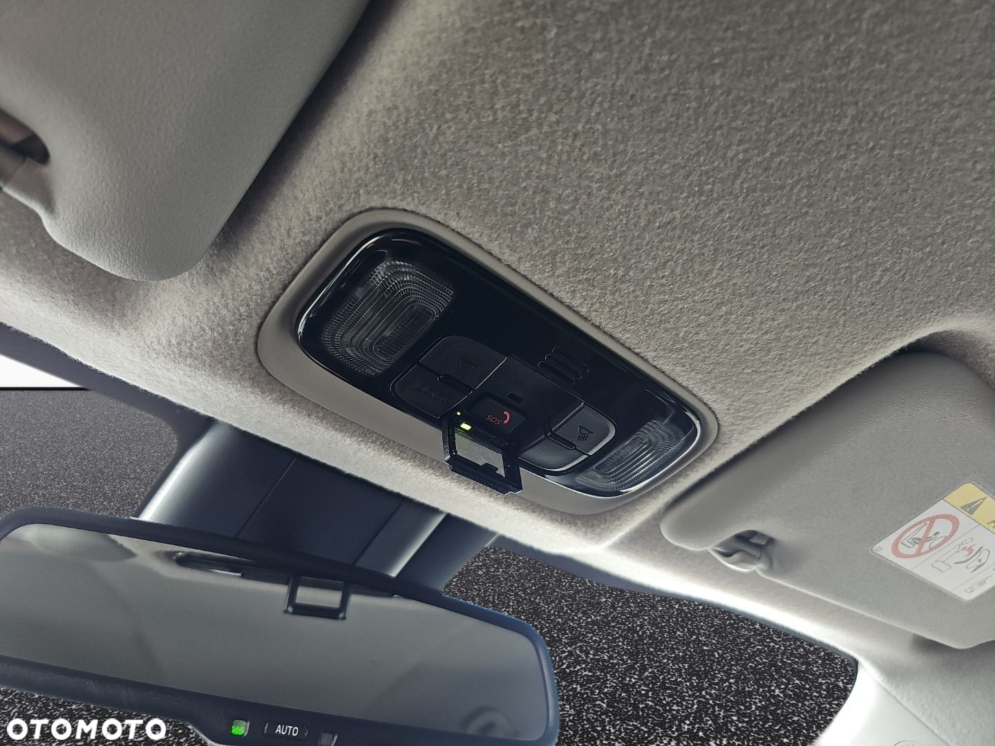 Toyota Yaris - 22