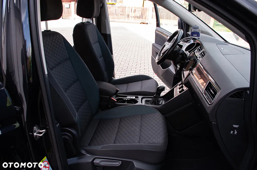 Volkswagen Touran 2.0 TDI BMT IQ Drive DSG - 22