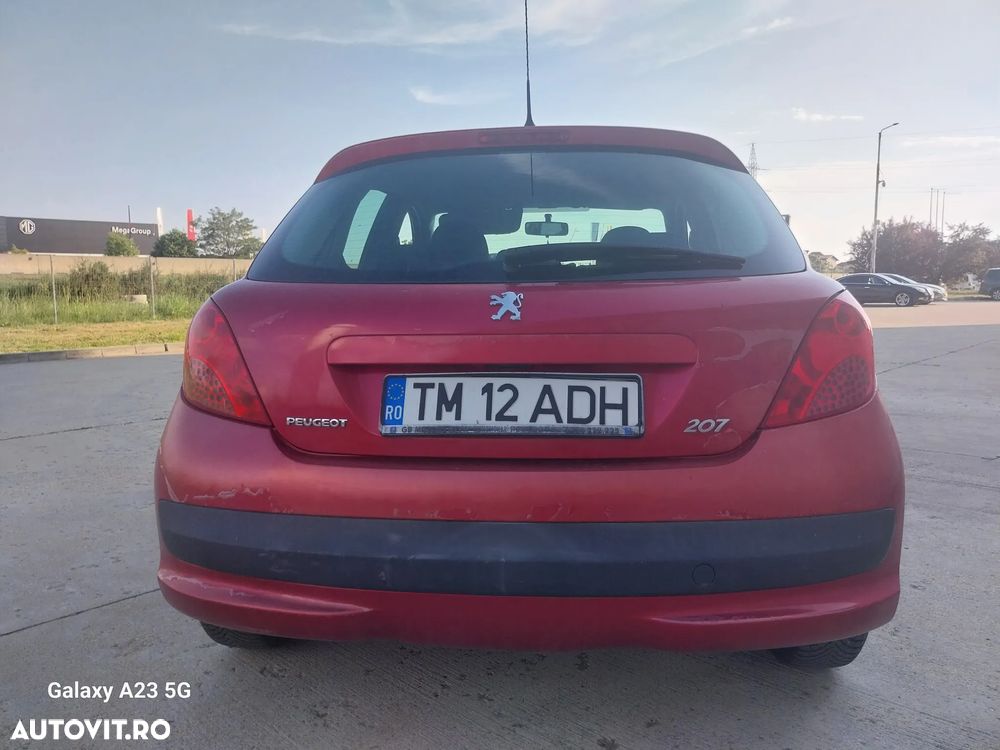 Peugeot 207 1.4 HDI Trendy - 4