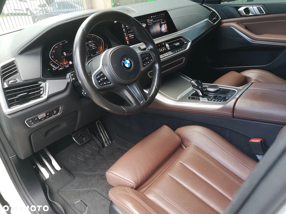 BMW X5 xDrive25d - 11