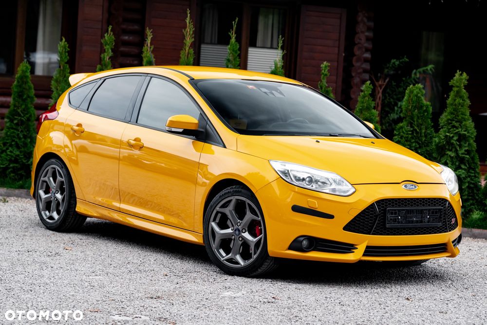 Ford Focus 2.0 EcoBoost ST - 5