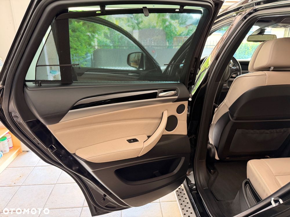BMW X6 - 15