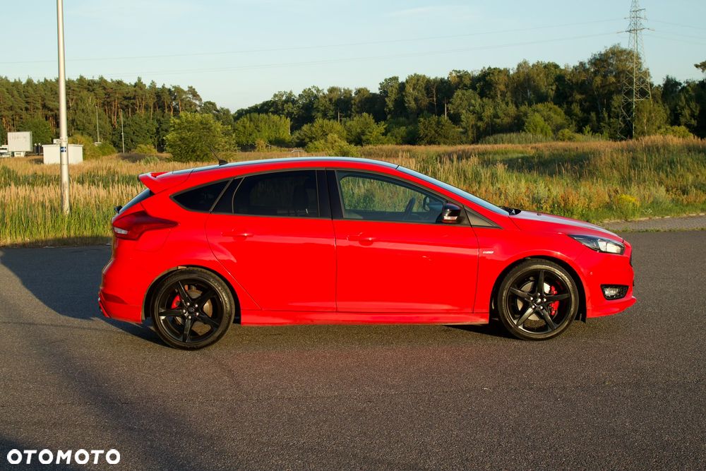 Ford Focus 1.5 EcoBoost ST-Line Red ASS - 4