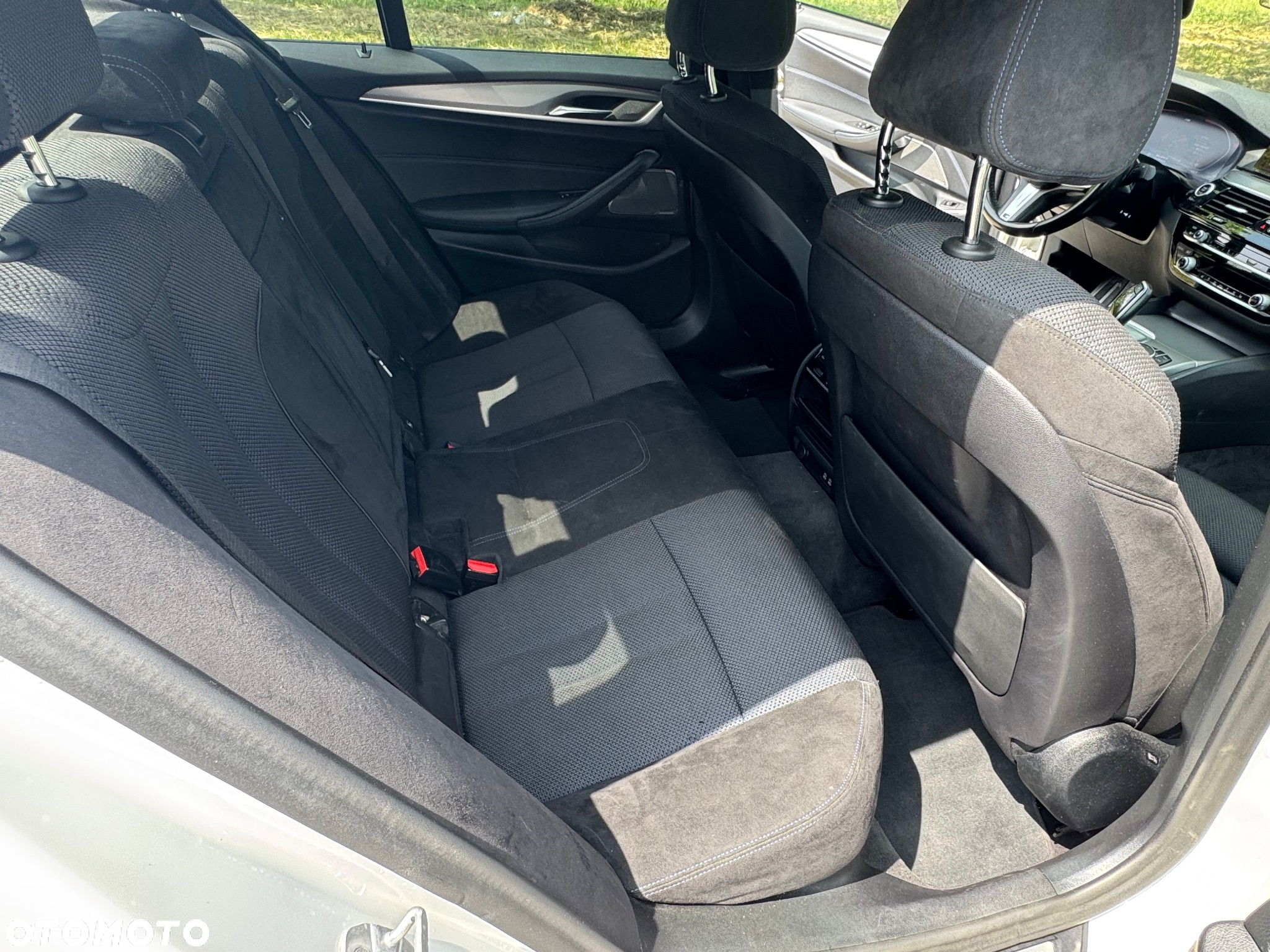 BMW Seria 5 530i GPF xDrive M Sport sport - 11