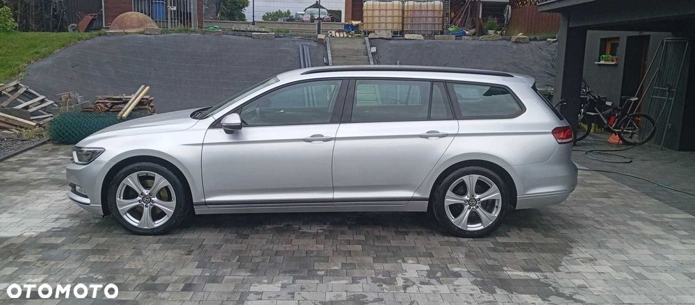 Volkswagen Passat - 3