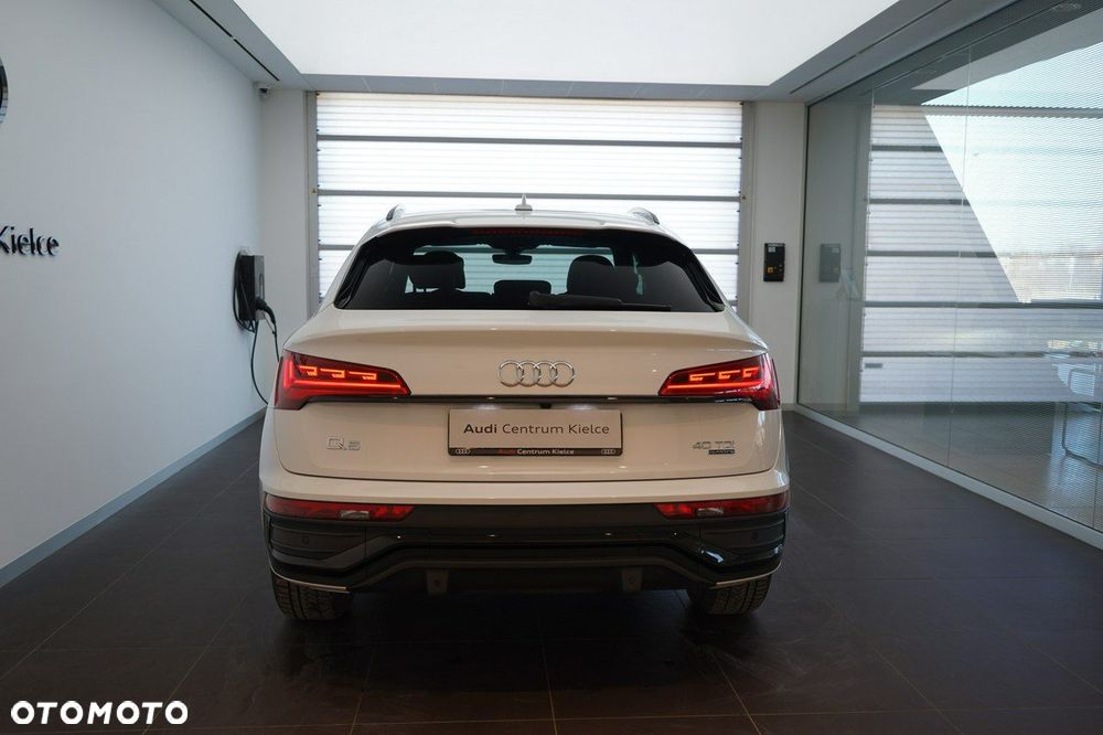 Audi Q5 Sportback - 4